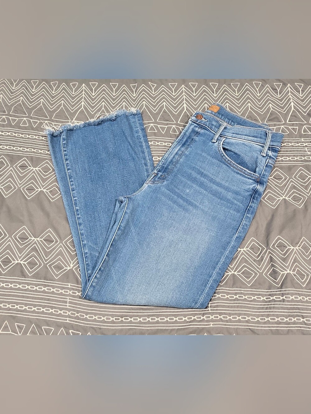 MOTHER The Hustler Ankle Fray High Waisted Flare Jeans Size 30